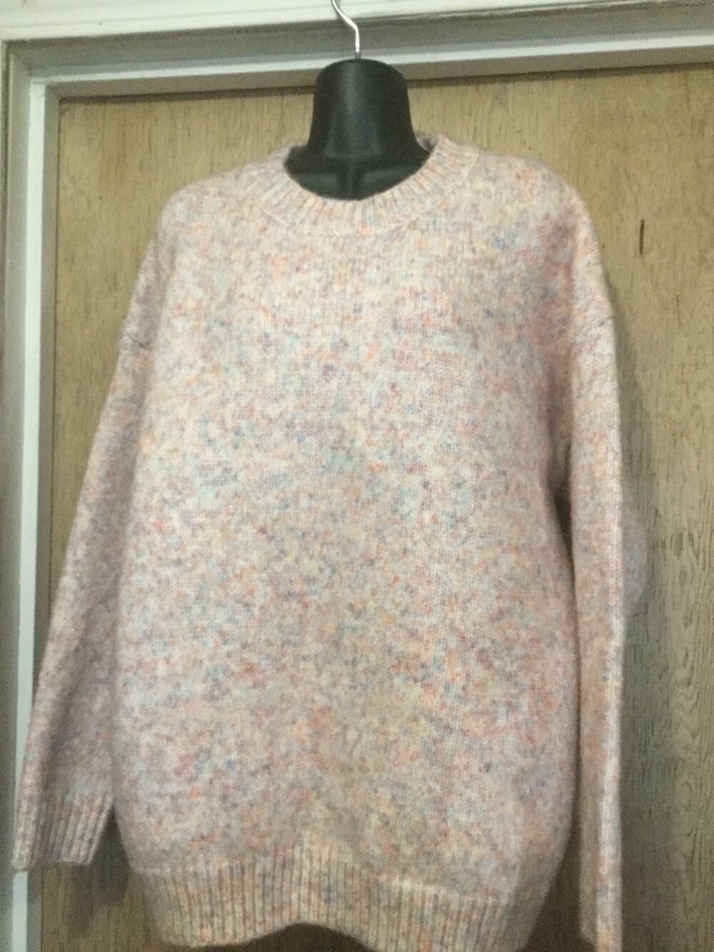Sadie & Sage knit speckled sweater heavy and warm  size small measures 24 p2p